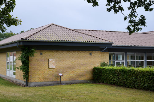 Amongst Ruins - et permanent værk i Engesvang af Rhoda Ting & Mikkel Bojesen